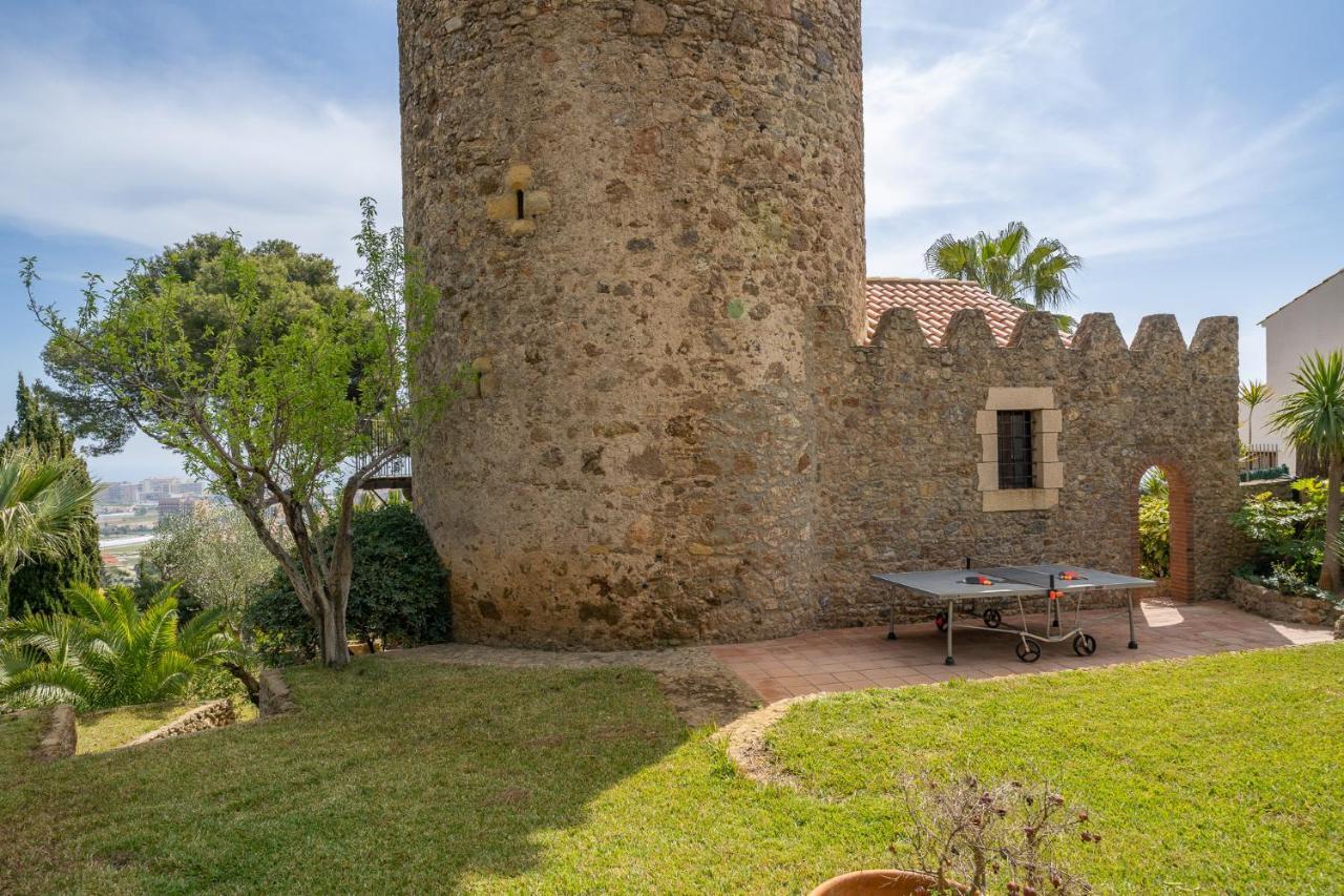 Castillo Can Xirau, Propiedad Exclusiva Con Piscina & Aircon Villa Santa Susanna Exterior photo