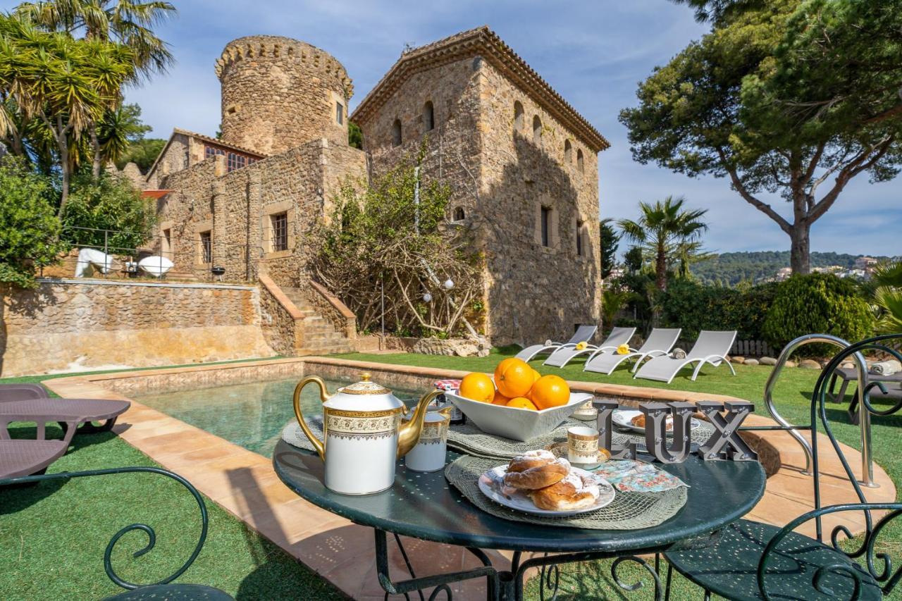 Castillo Can Xirau, Propiedad Exclusiva Con Piscina & Aircon Villa Santa Susanna Exterior photo