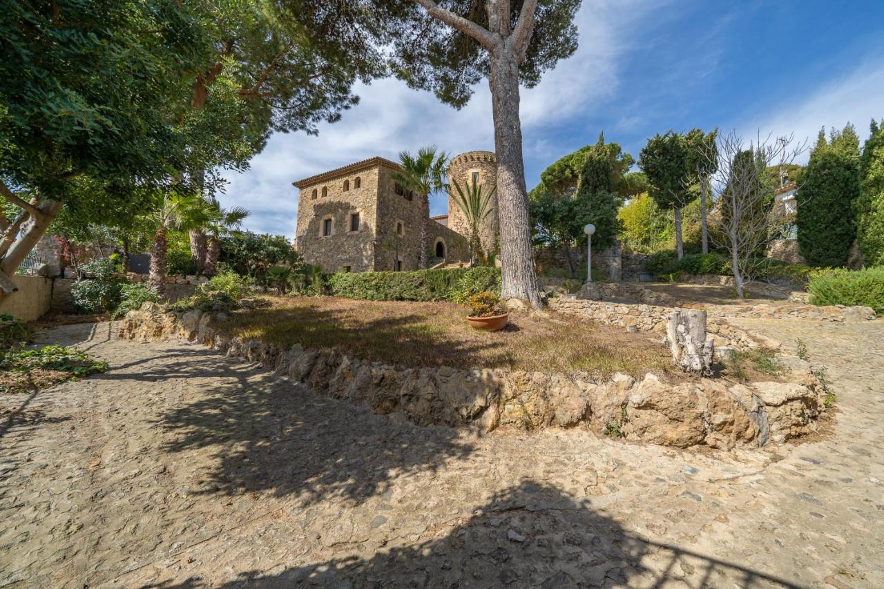 Castillo Can Xirau, Propiedad Exclusiva Con Piscina & Aircon Villa Santa Susanna Exterior photo